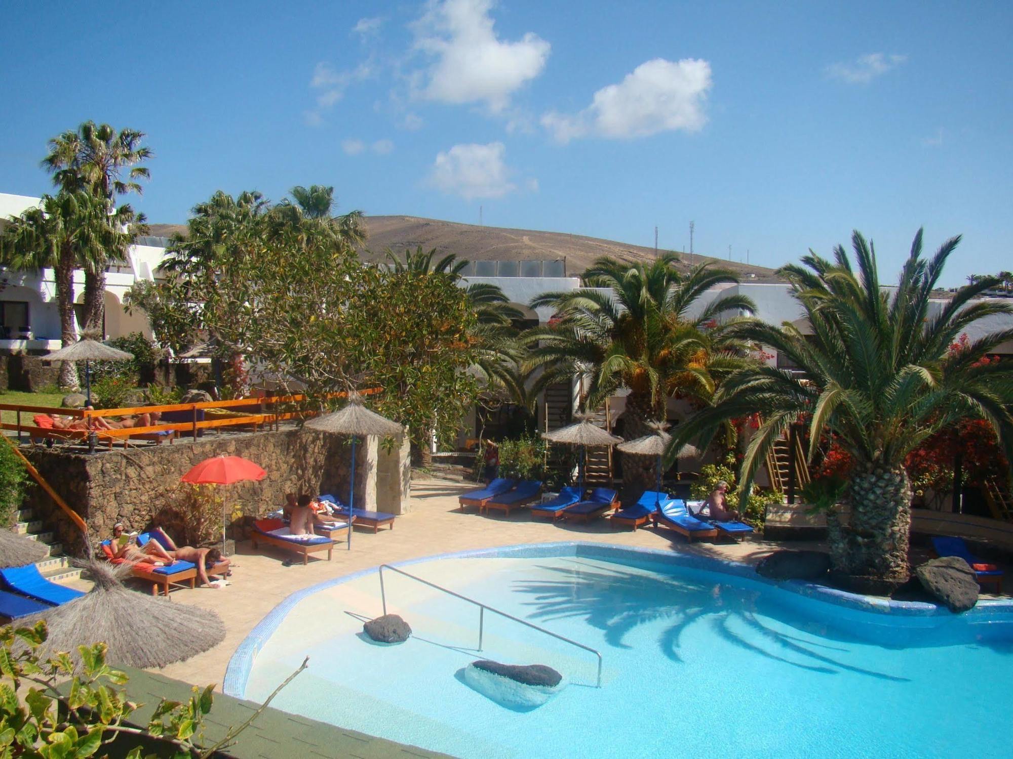 Monte Marina Naturist Resort (Adults Only) Playa De Esquinzo Exterior photo
