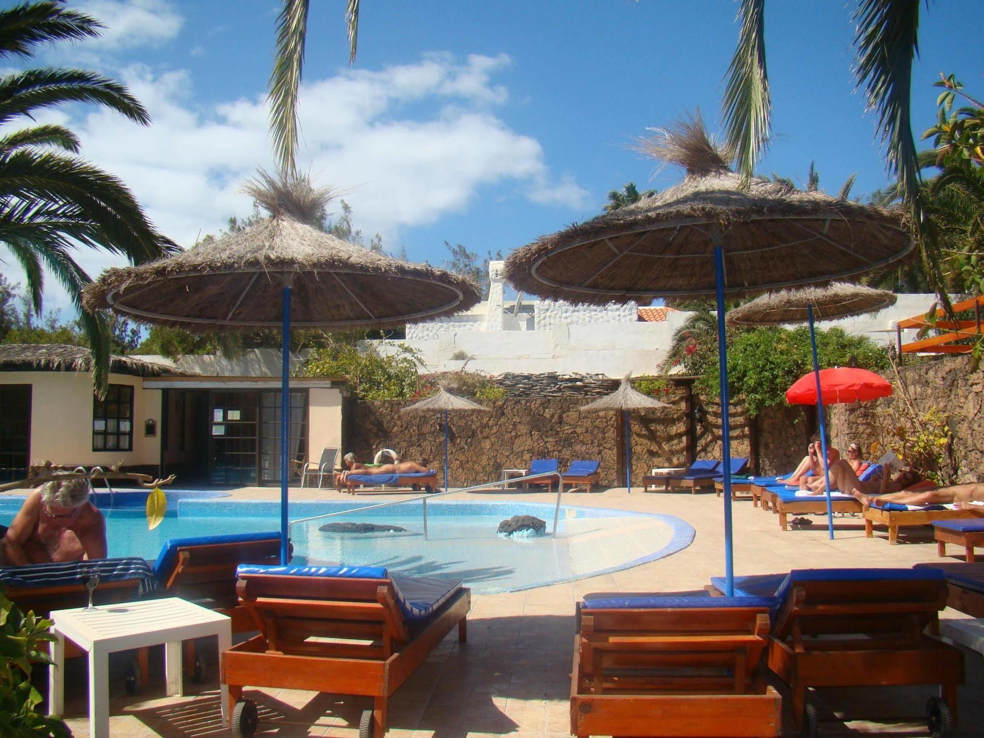 Monte Marina Naturist Resort (Adults Only) Playa De Esquinzo Exterior photo